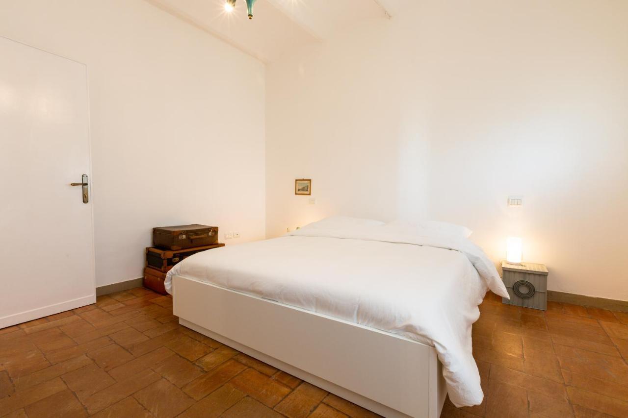 Room En Suite La Corte Ассизи Экстерьер фото